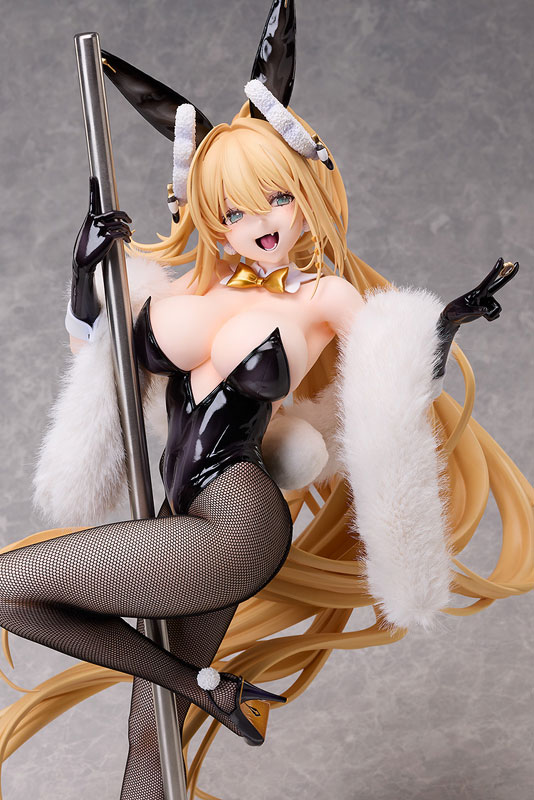 勝利の女神:NIKKE ルピー:ラグジュアリーラビット 1/4 完成品フィギュア