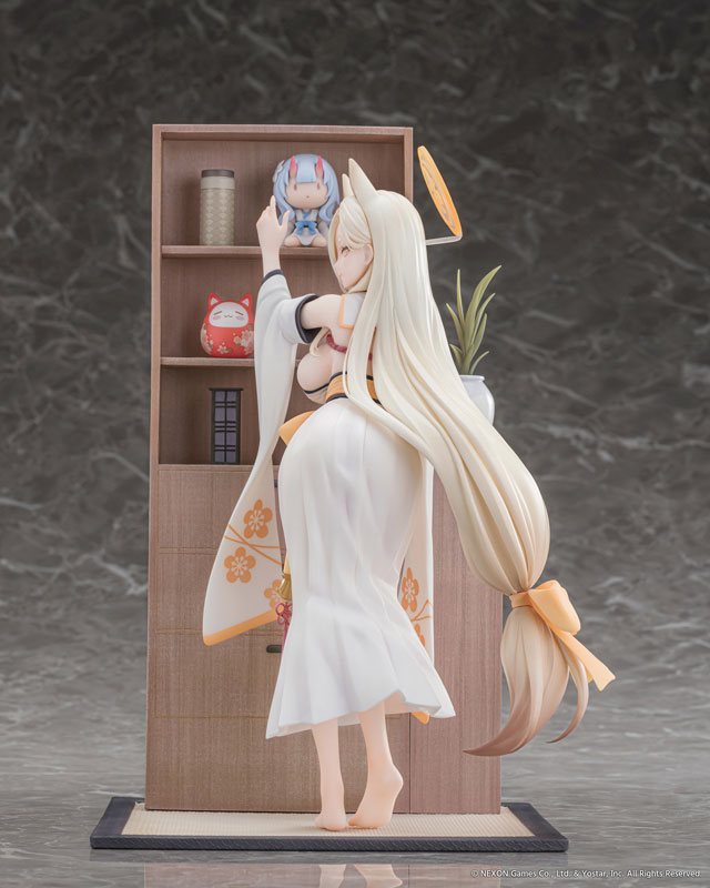 ブルーアーカイブ -Blue Archive- カホ メモリアルロビーVer. 1/7 完成品フィギュア