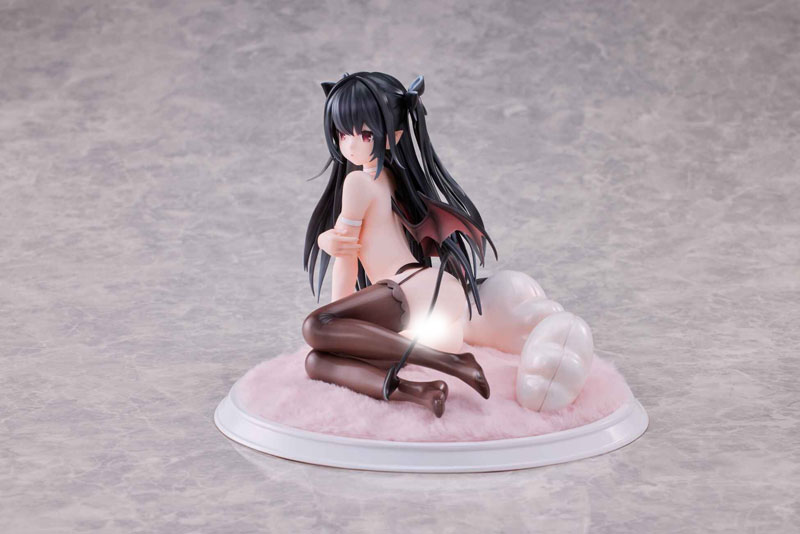 ピンクの小悪魔 1/6 完成品フィギュア