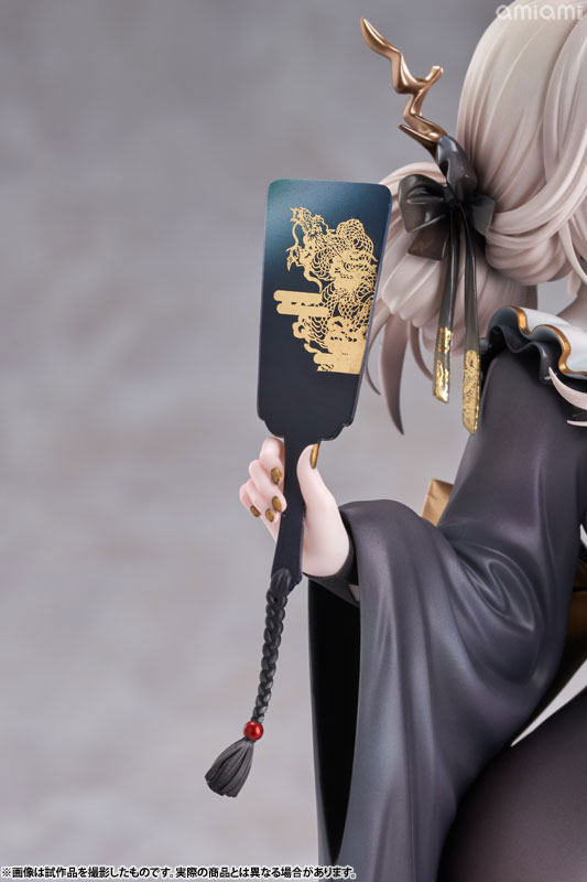 勝利の女神:NIKKE ブラン:ホワイトラビット 1/7 完成品フィギュア