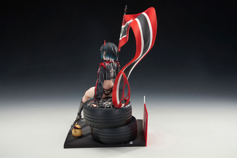 アズールレーン ウルリッヒ・フォン・フッテン 孤高のイグニッションタイムVer. 1/7 完成品フィギュア