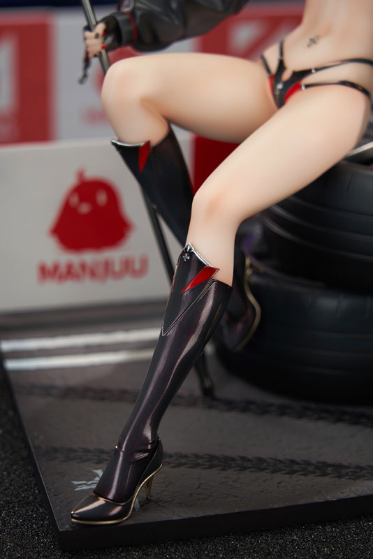 アズールレーン ウルリッヒ・フォン・フッテン 孤高のイグニッションタイムVer. 1/7 完成品フィギュア