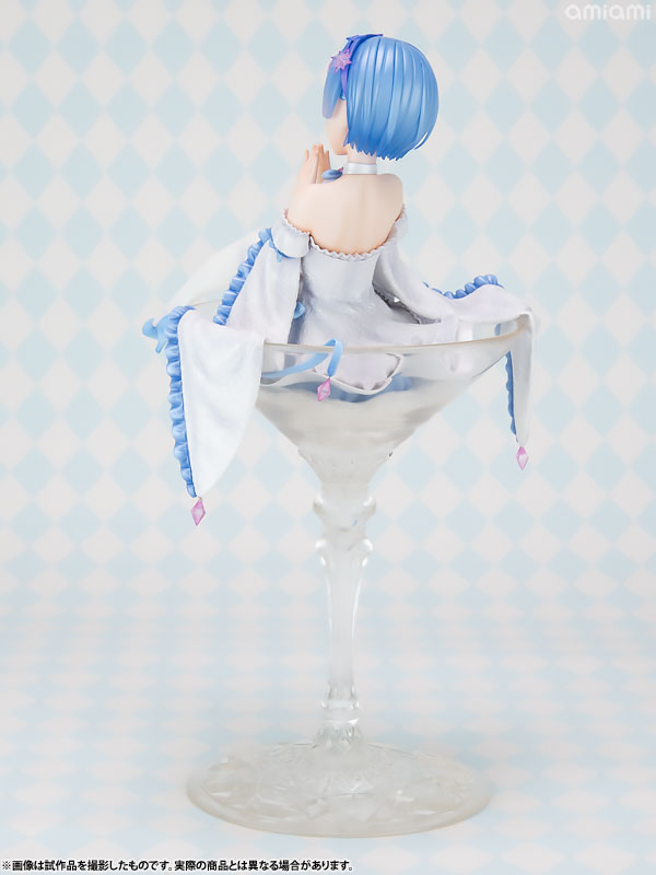 PRISMA WING Re:ゼロから始める異世界生活 レム グラス エディション 1/7 完成品フィギュア