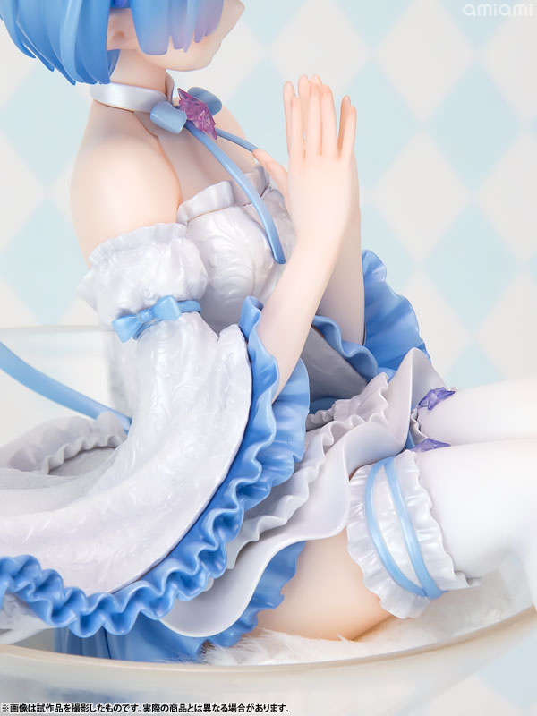 PRISMA WING Re:ゼロから始める異世界生活 レム グラス エディション 1/7 完成品フィギュア