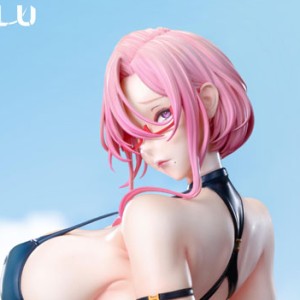 Molly(モリー)のお着替えタイム 競泳水着Ver. 1/4 完成品フィギュア