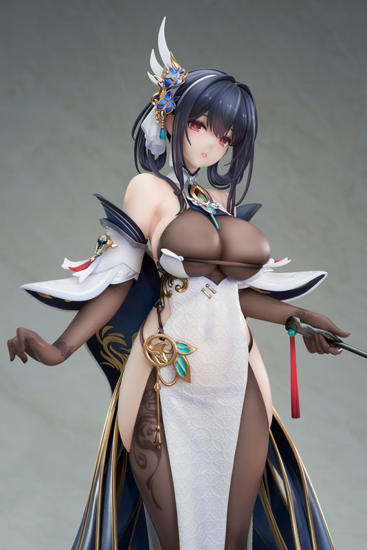 アズールレーン 鎮海 改 1/7 完成品フィギュア