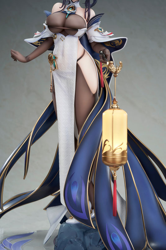 アズールレーン 鎮海 改 1/7 完成品フィギュア