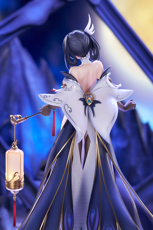 アズールレーン 鎮海 改 1/7 完成品フィギュア