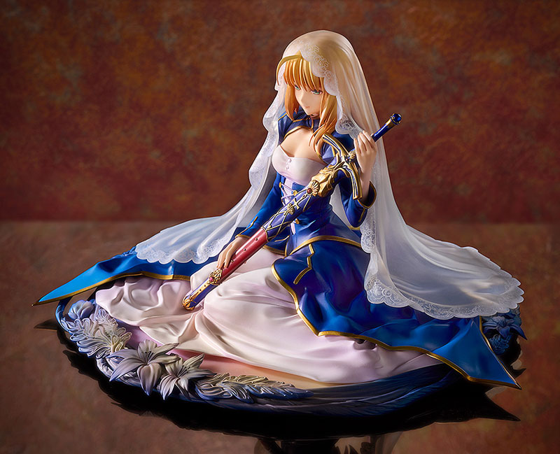 Fate/stay night セイバー -Garden of Avalon- 1/7 完成品フィギュア
