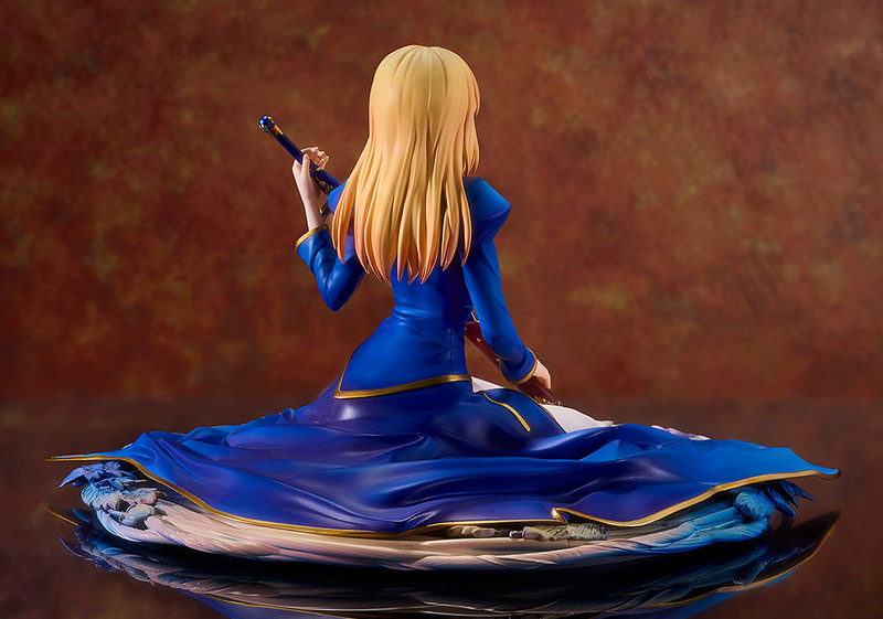 Fate/stay night セイバー -Garden of Avalon- 1/7 完成品フィギュア