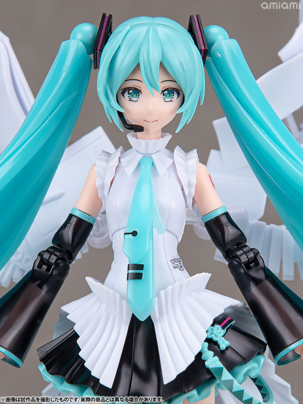 PLAMATEA キャラクター・ボーカル・シリーズ01 初音ミク Happy 16th Birthday Ver.（再販）