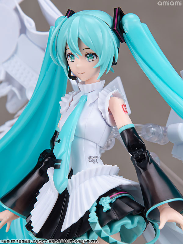 PLAMATEA キャラクター・ボーカル・シリーズ01 初音ミク Happy 16th Birthday Ver.（再販）
