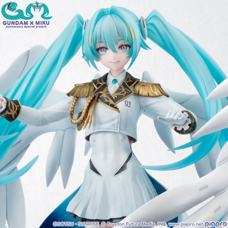 Lucrea 機動戦士ガンダム45周年×初音ミク 初音ミク×ウイングガンダムゼロ EW（再販）