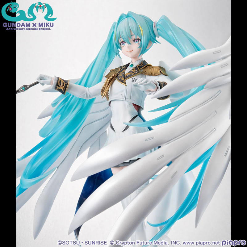 Lucrea 機動戦士ガンダム45周年×初音ミク 初音ミク×ウイングガンダムゼロ EW（再販）