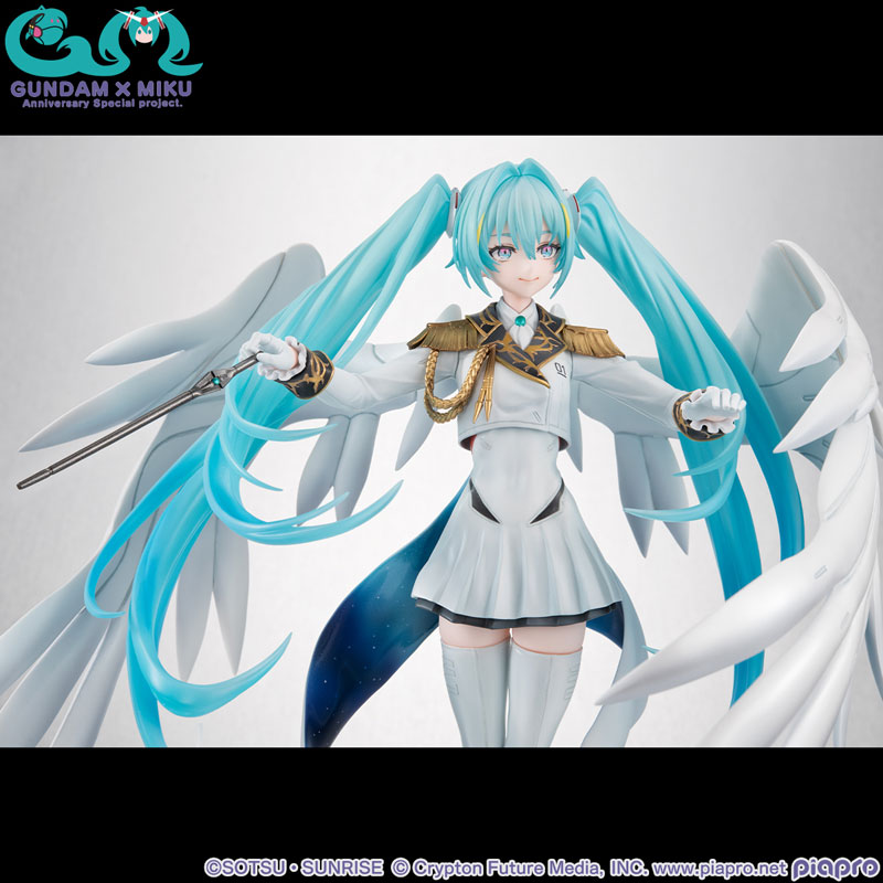 Lucrea 機動戦士ガンダム45周年×初音ミク 初音ミク×ウイングガンダムゼロ EW（再販）